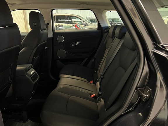 Land Rover Range Rover Evoque 14 of 21