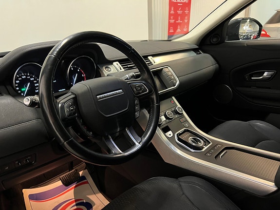 Land Rover Range Rover Evoque 11 of 21