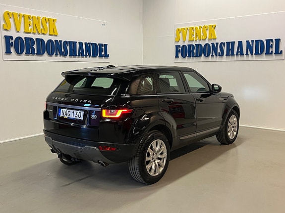 Land Rover Range Rover Evoque 4 of 5