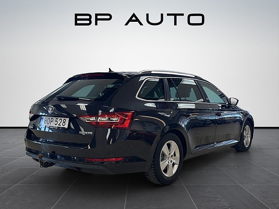 Skoda Superb 6 of 27
