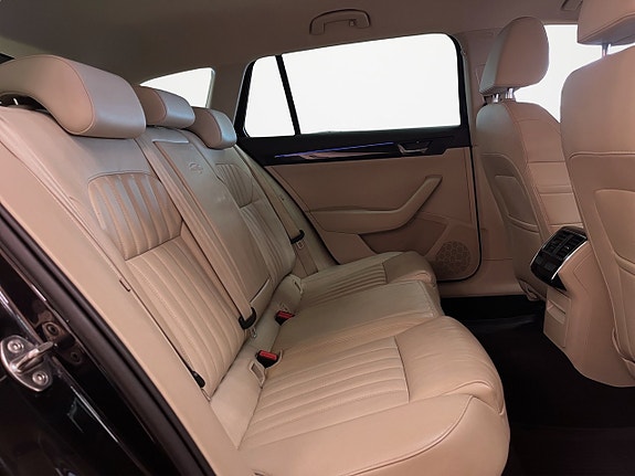 Skoda Superb 13 of 27