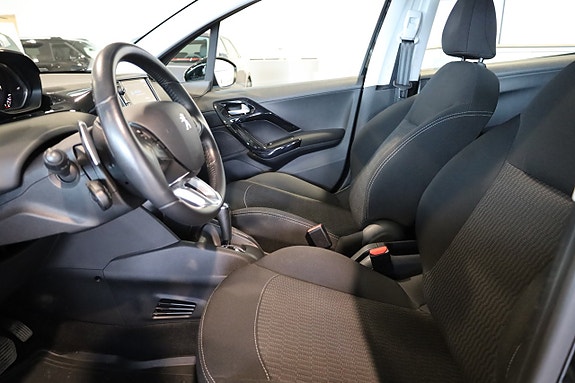 Peugeot 208 9 of 23
