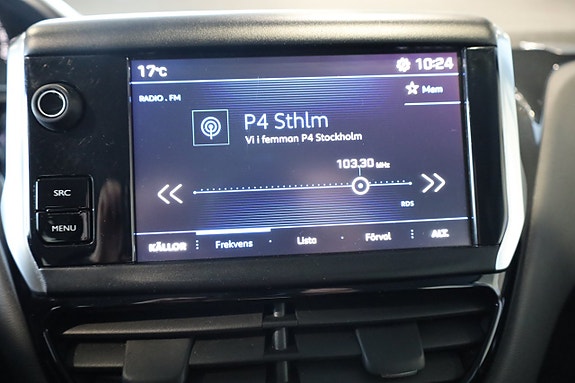 Peugeot 208 16 of 23
