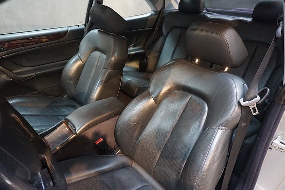Mercedes-Benz CLK55 4 of 5