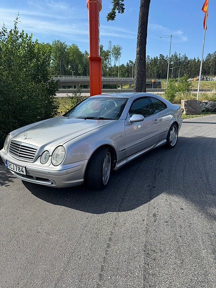 Mercedes-Benz CLK55 11 of 12