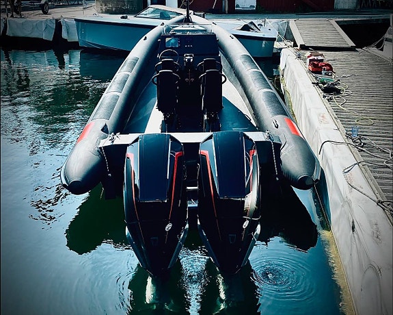 DAHL 32 med 2 X 450R Mercury