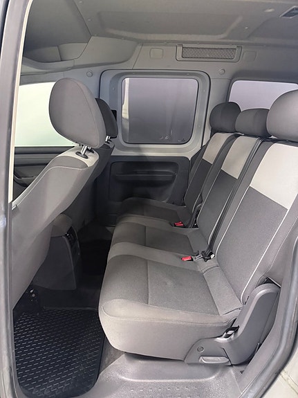 Volkswagen Caddy 10 of 15