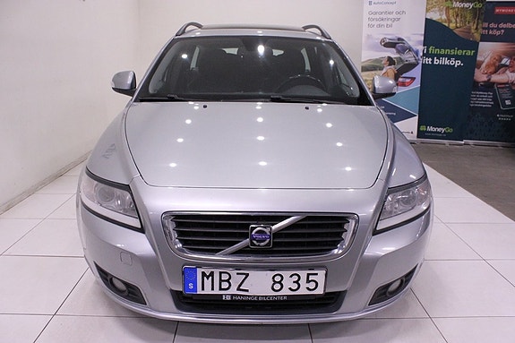 Volvo V50 5 of 5