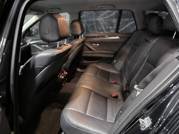 BMW 520d 16 of 30