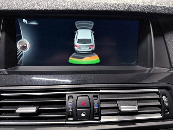 BMW 520d 24 of 30