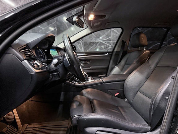 BMW 520d 15 of 30
