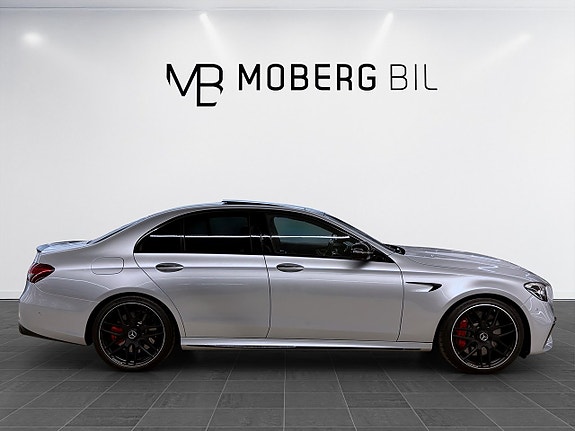 Mercedes-Benz E63 4 of 22