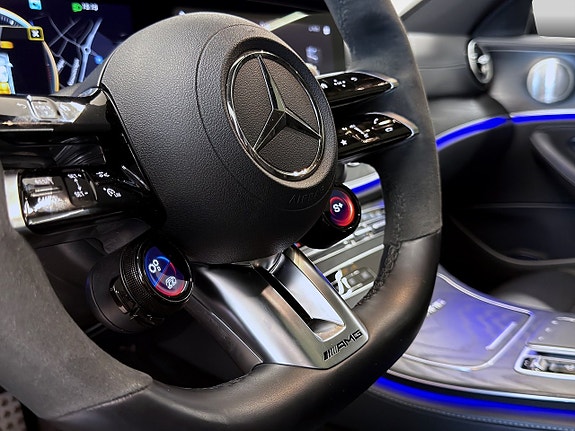 Mercedes-Benz E63 16 of 22