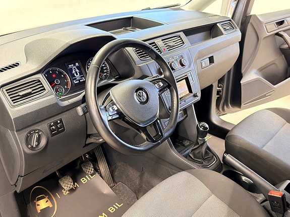Volkswagen Caddy 16 of 19