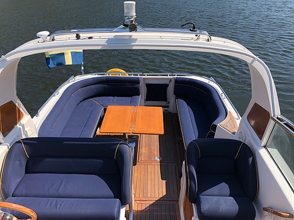 Marex 290 Sun Cruiser – D4, mycket välskött, redo för säsong 5 of 5