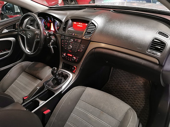 Opel Insignia 9 of 17