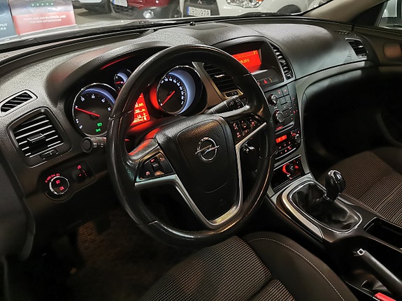 Opel Insignia 7 of 17