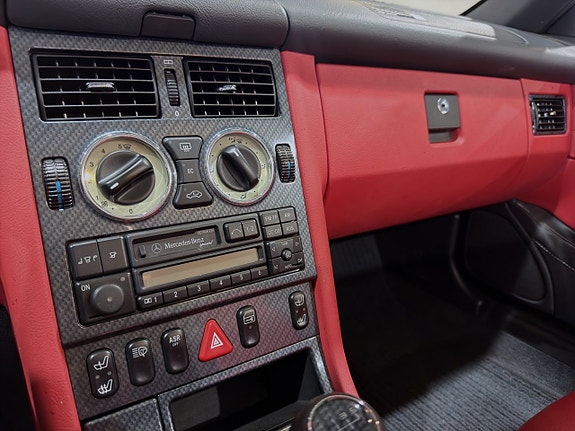 Mercedes-Benz SLK230 12 of 20