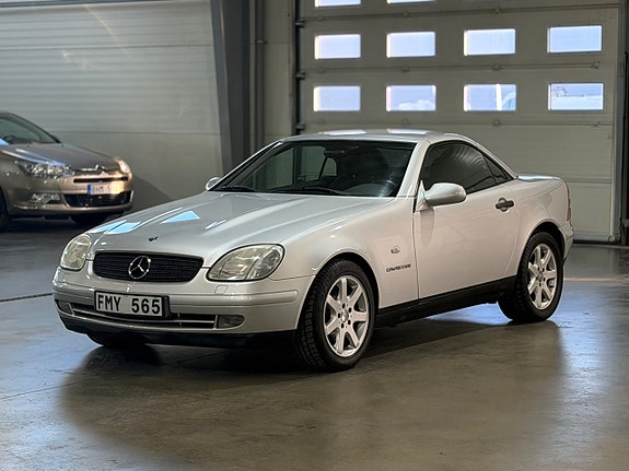 Mercedes-Benz SLK230
