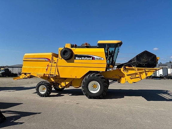 New Holland TC 54