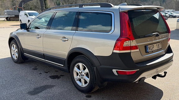 Volvo XC70 8 of 21