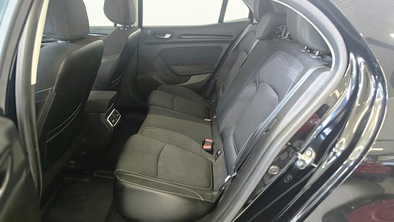 Renault Megane 19 of 19