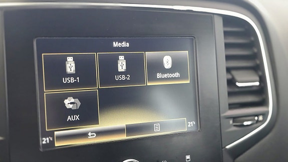 Renault Megane 12 of 19