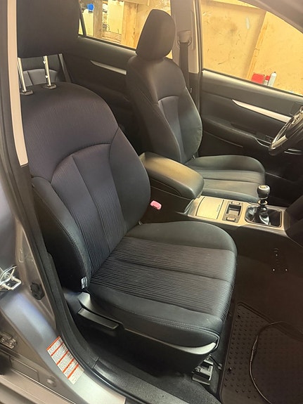 Subaru Legacy 23 of 27
