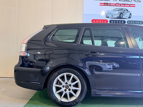 Saab 9-3 4 of 5