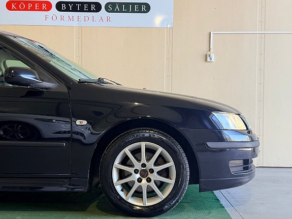 Saab 9-3 3 of 5