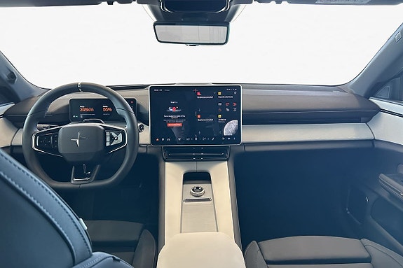 Polestar 4 12 of 30