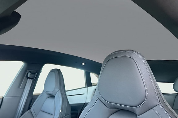Polestar 4 24 of 30