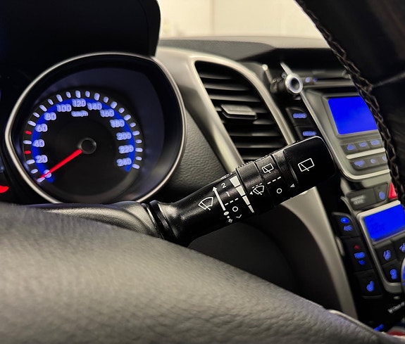 Hyundai i30 16 of 23