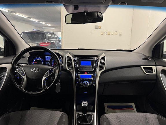 Hyundai i30 7 of 23