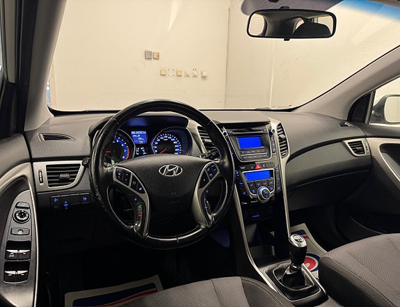 Hyundai i30 6 of 23