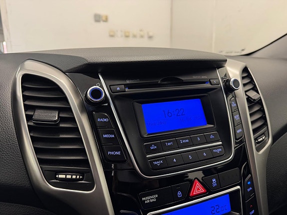 Hyundai i30 9 of 23