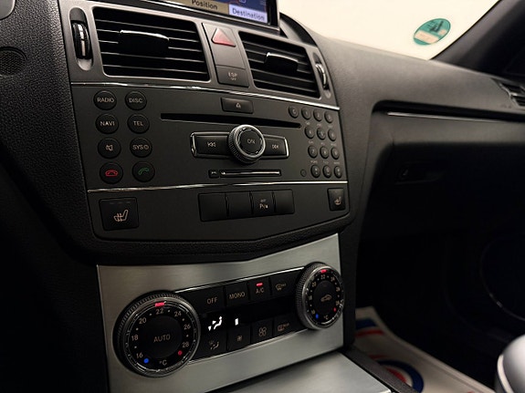Mercedes-Benz C250 20 of 23