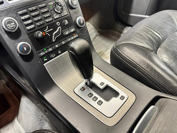 Volvo XC70 10 of 20