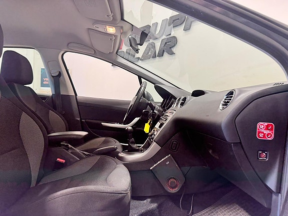 Peugeot 308 6 of 17