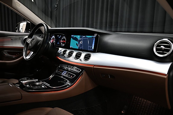 Mercedes-Benz E220 d 19 of 30