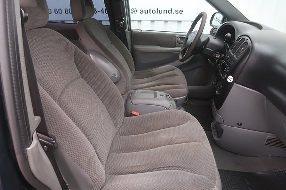 Chrysler Grand Voyager 9 of 18