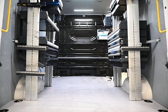Volkswagen Crafter 8 of 30