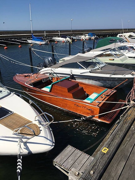 Chris Craft Ski Boat 1959 - ikonisk elegans i utsökt skick!