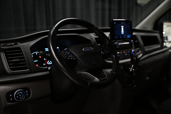 Ford Transit Custom 15 of 29
