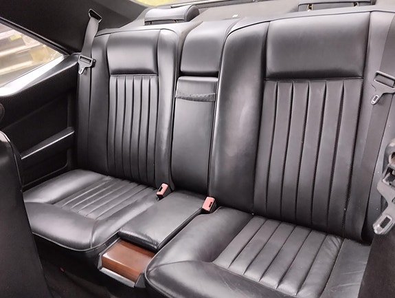 Mercedes-Benz 300 CE 5 of 5