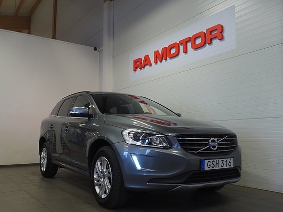 Volvo XC60 3 of 23