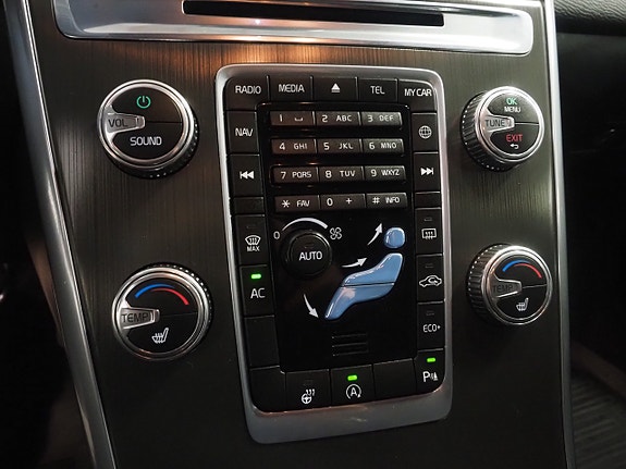 Volvo XC60 20 of 23