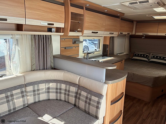 Knaus 590 Fus sudwind fransk bädd 4 of 10