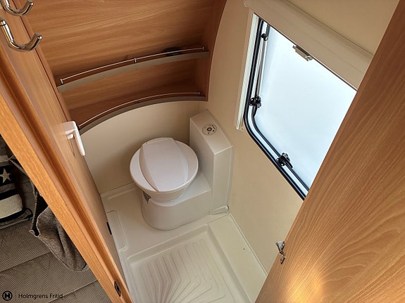 Knaus 590 Fus sudwind fransk bädd 10 of 10