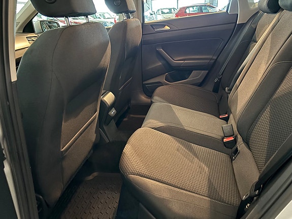 Volkswagen Polo 10 of 11